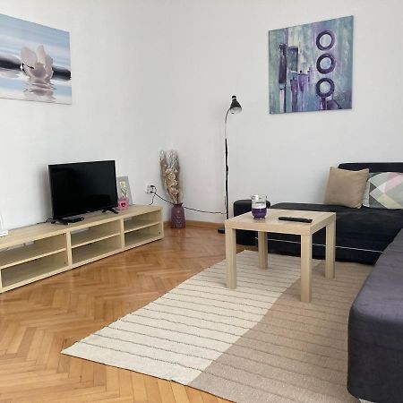 Central Suite Varna Exterior foto